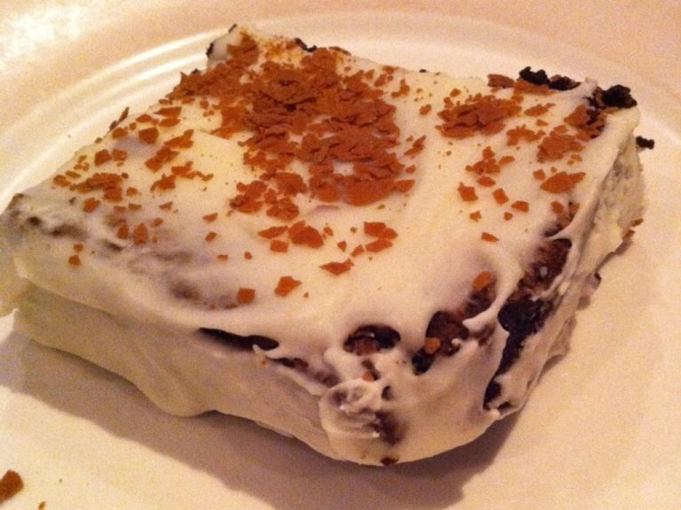 Flourless chocolate cake