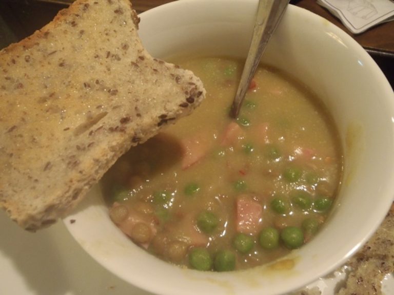 Pea & ham soup
